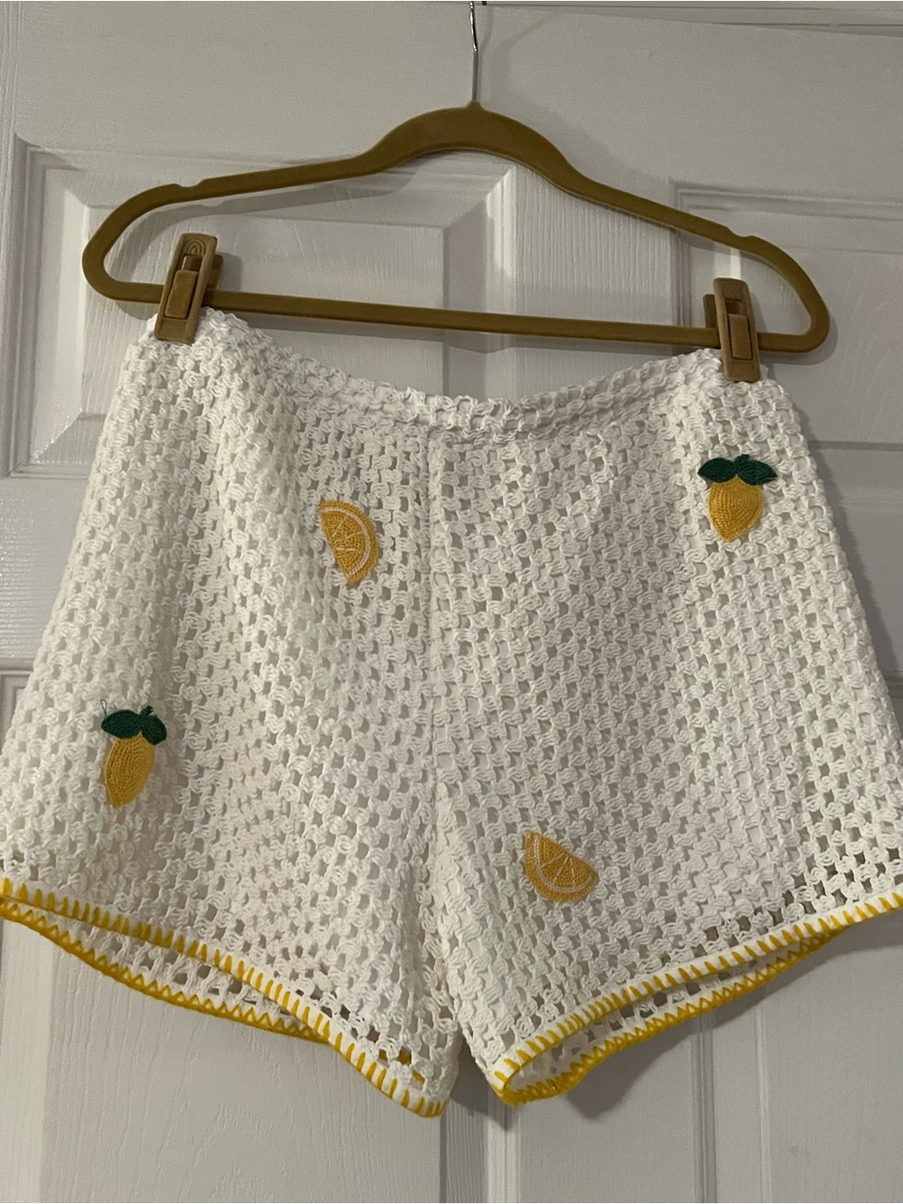 SAYLOR Blithe Crochet Shorts. - Picture 2 of 12